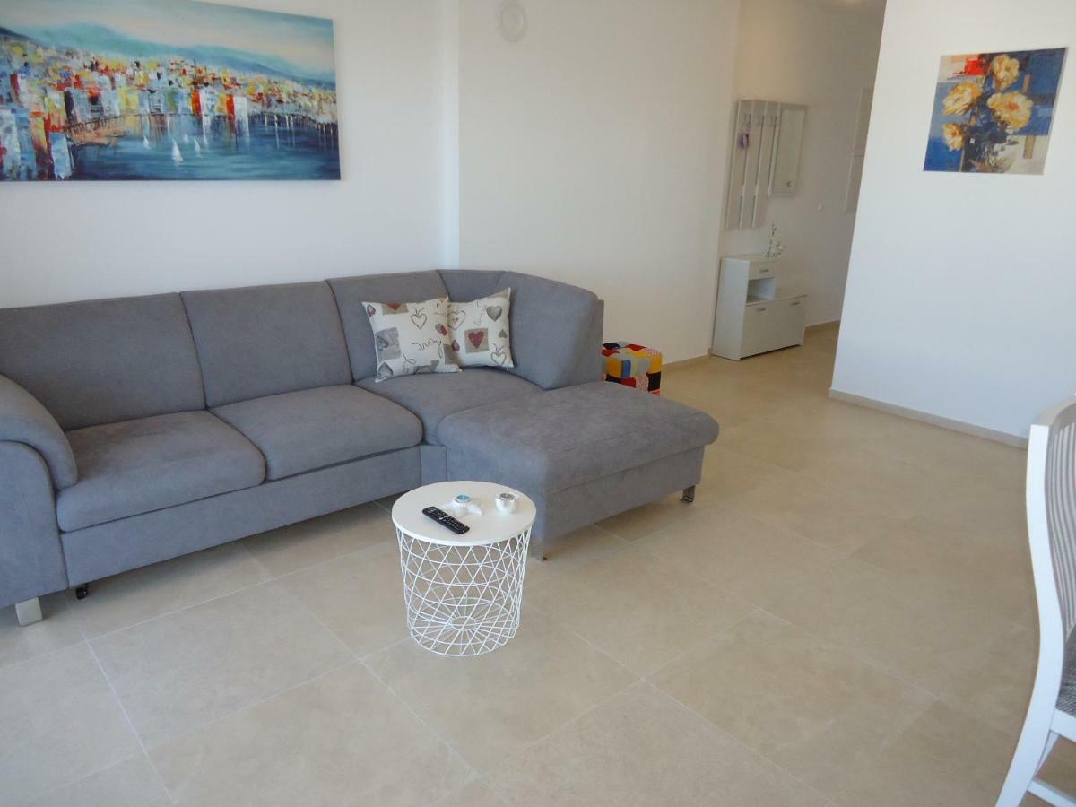 Apartment Pipe Малинска Екстериор снимка