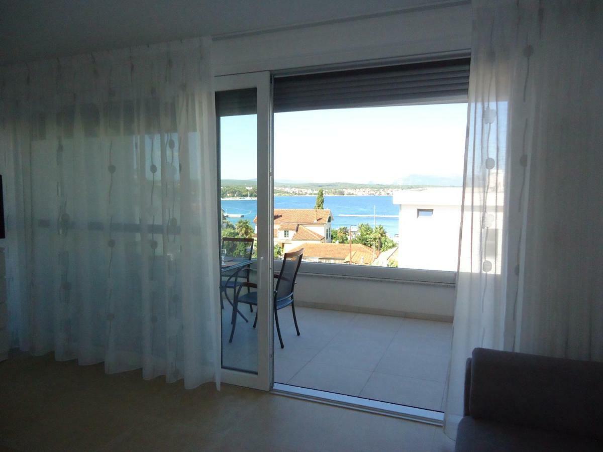 Apartment Pipe Малинска Екстериор снимка