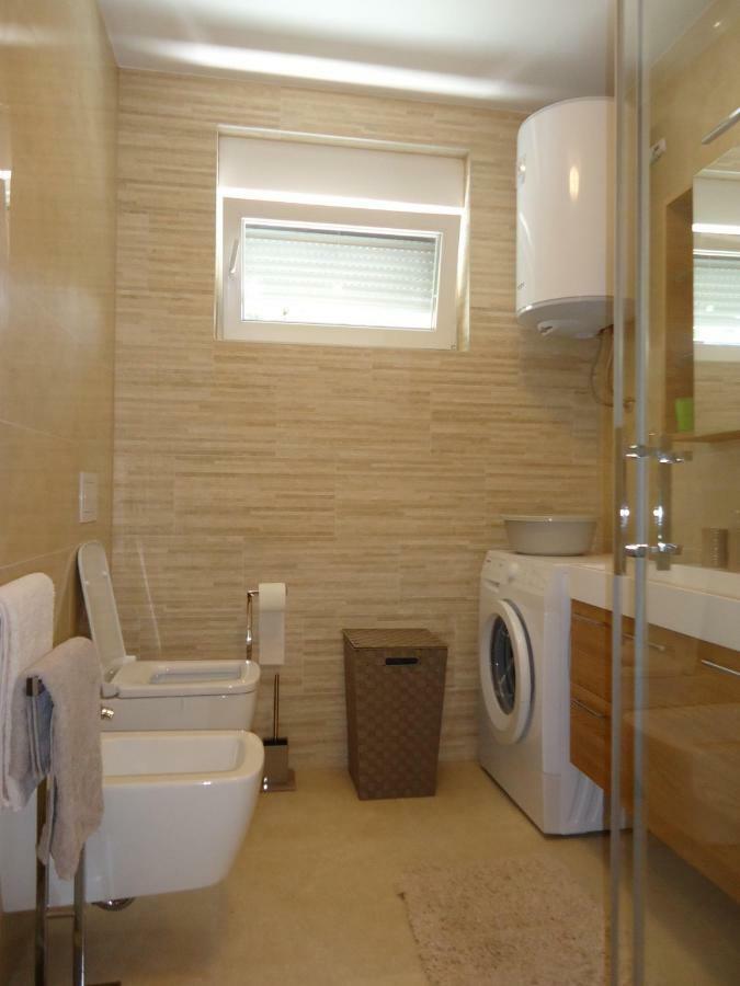 Apartment Pipe Малинска Екстериор снимка